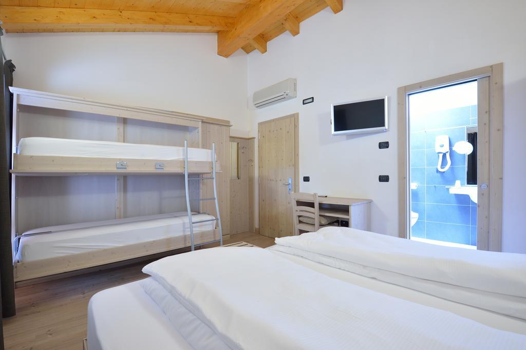 Ai Vellutai Bed & Breakfast Ala Phòng bức ảnh